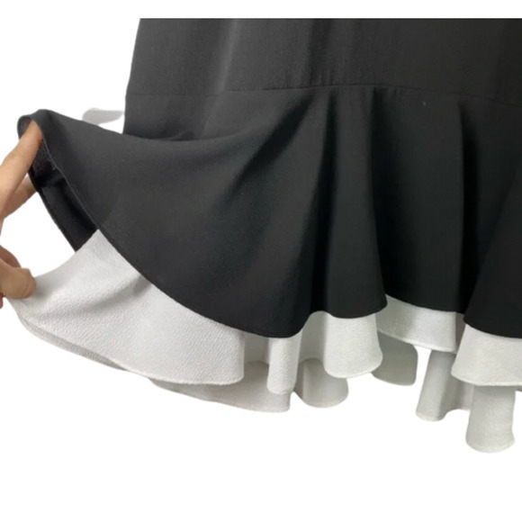 EUC VINCE CAMUTO Size Large Black Sleeveless Halter White Ruffle Trim Top - Picture 15 of 16